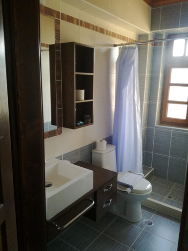 Bathroom, Aggelon Katafygio, Epirus