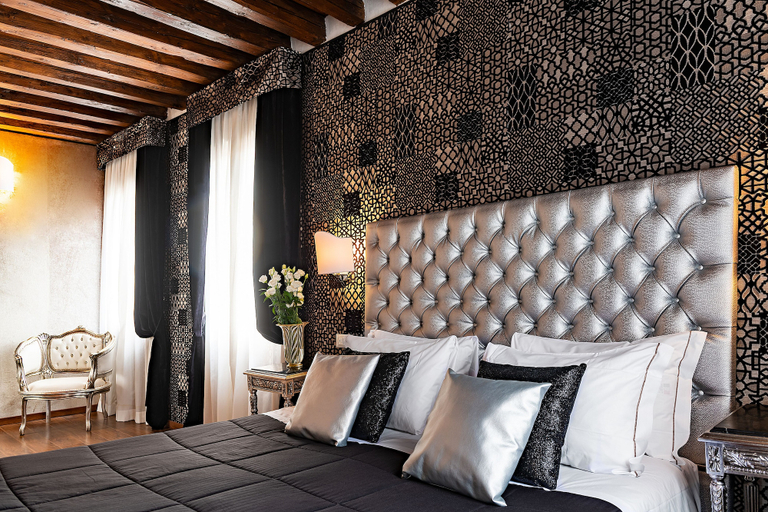 Bedroom 4, Domus Superior, Venezia