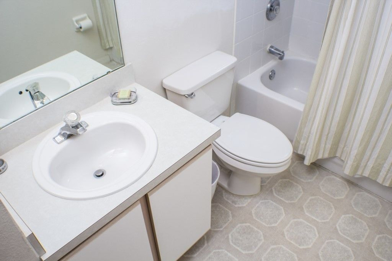 Bathroom 3, Ip60528 - Villas at Island Club Lindfields - 3 Bed 2 Baths Condo, Osceola