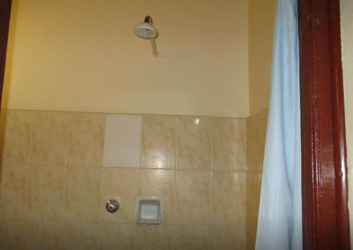 Bathroom 3, Ganjoni wananchi Hotel, Mvita