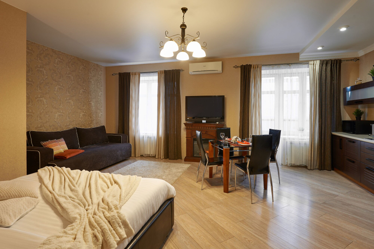Others 5, PaulMarie Apartments on prs. Lenina, Homyel'