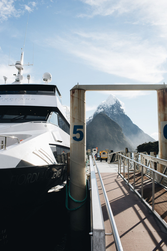 Others 5, Fiordland Discovery, Southland