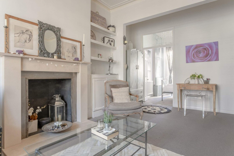 Others 5, Stylish Apartment near Battersea Park, London