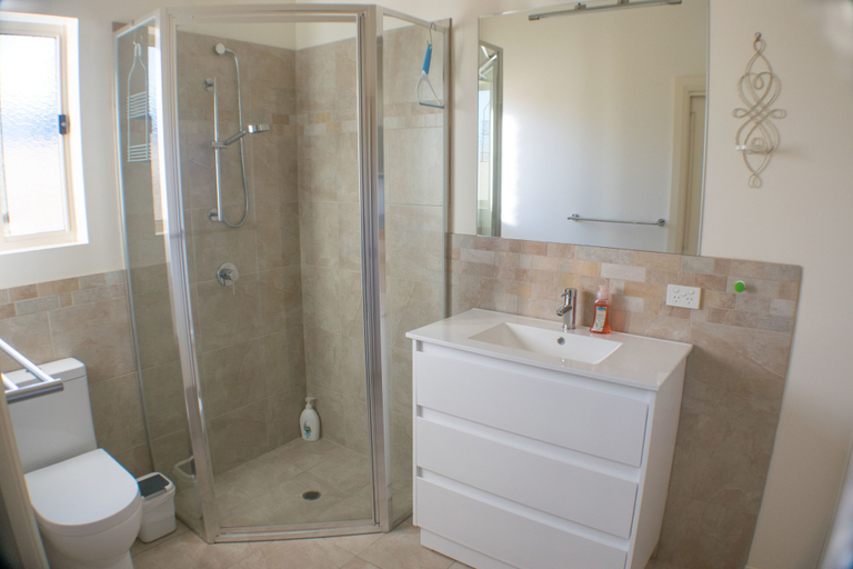 Bathroom 4, Longreach at Port Elliot, Alexandrina - Coastal