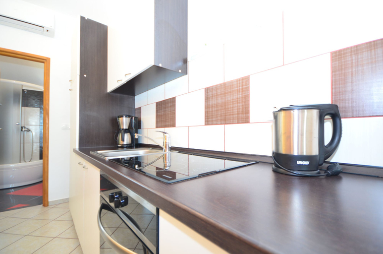 Others 5, Apartments Brandis, Vir