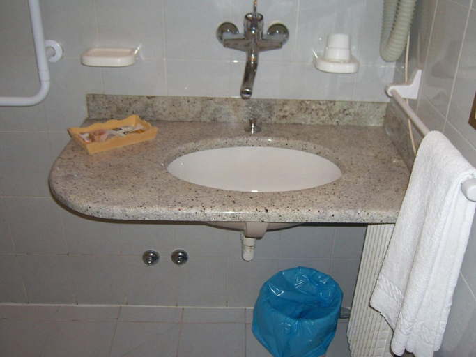 Bathroom 3, Hotel Villa Carla, Gorizia