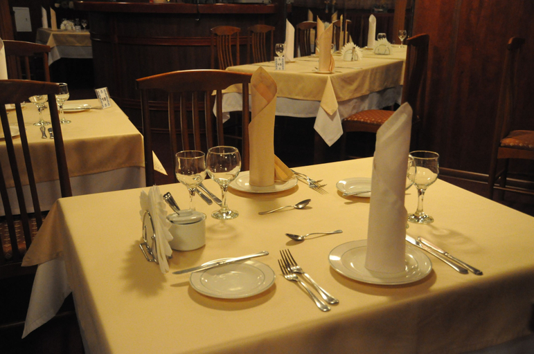 Food & Drinks 5, Hotel Petr Perviy, Cherepovetskiy rayon