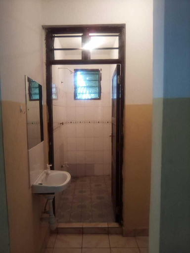 Bathroom, One World Apartments Bamburi, Nyali