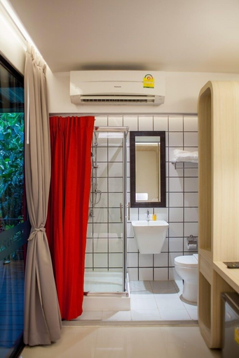 Bathroom 4, Sleepbox Chiangmai Hotel, Muang Chiang Mai
