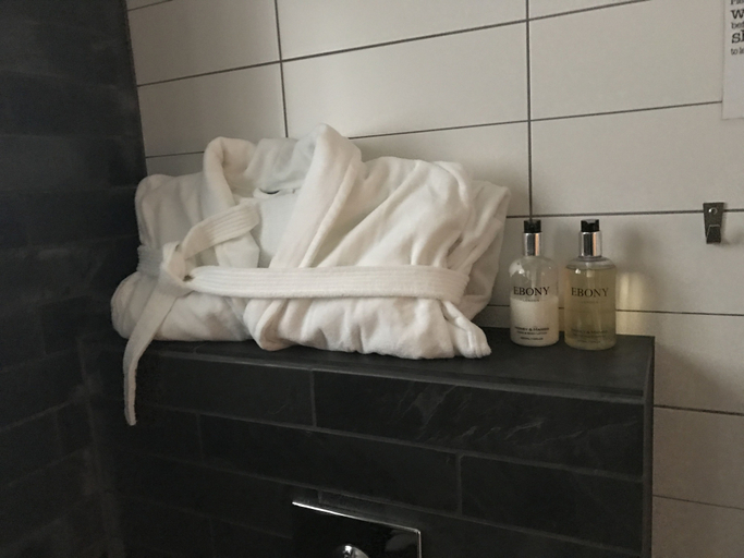 Bathroom, Heart of Reykjavik - Luxury Apartments, Reykjavík