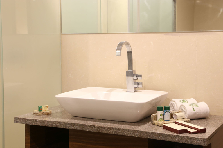 Bathroom 5, The Fern Residency Mundra, Kachchh