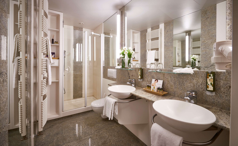 Bathroom 5, Hotel Therme Bad Teinach, Calw