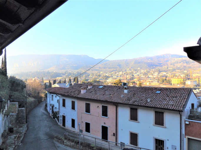 Others 4, Casa Canevini Garda, Verona