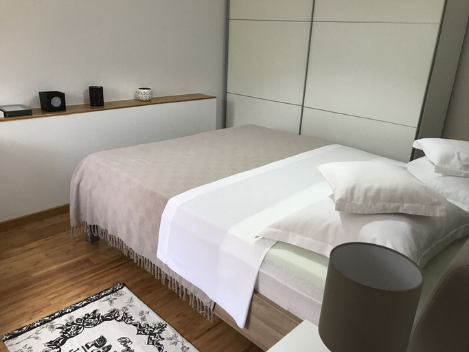 Bedroom 2, Koko Apartments, Korčula