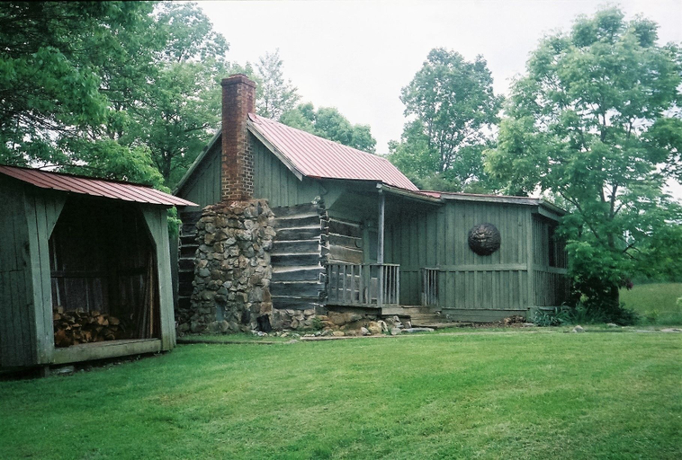 Exterior & Views, DeHart Cabin, Lexington