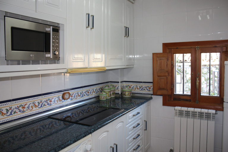 Others 4, Casa Marzo, Huesca