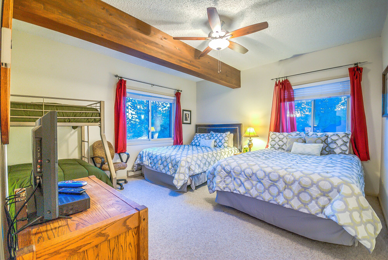 Bedroom 2, Waterford by Retreatia, Routt