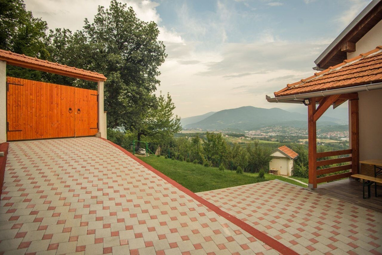Others 4, Garden Lux Sarajevo, Sarajevo