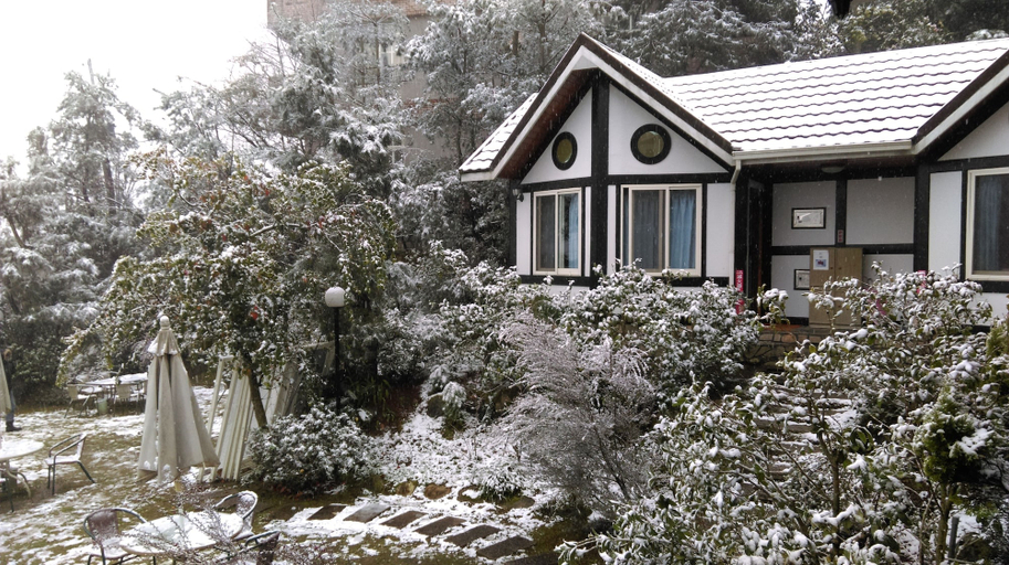 Exterior & Views 2, Sea of Clouds Vacation Villa, Nantou