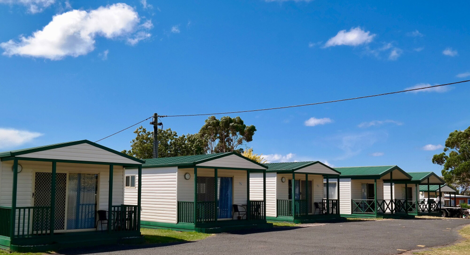 Exterior & Views 2, BIG4 Tassie Getaway Park Ulverstone, Central Coast - Pt A
