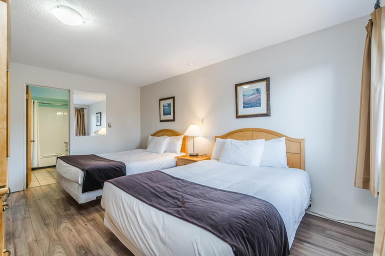 Bedroom 3, The Bluebird Motel, Nanaimo