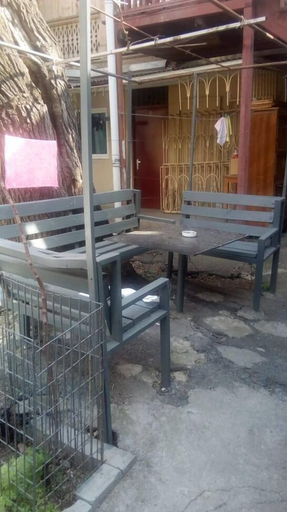 Others 4, Apartment on Tsinamdzgvrishvili St., Tbilisi