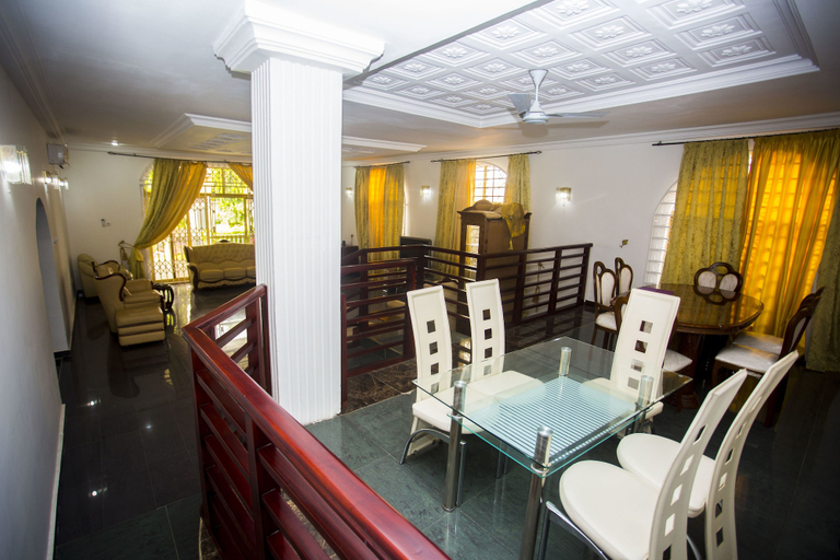 Others 4, 5 Bed- 10 Sleeper Luxury Villa, Tema