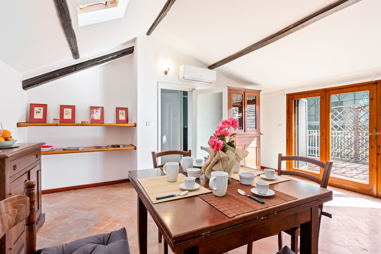 In-room dining 5, Libertà Frame Apartment - Terrace and Etna view, Catania