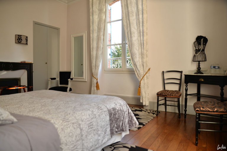 Bedroom 3, L'Oustal, Cher