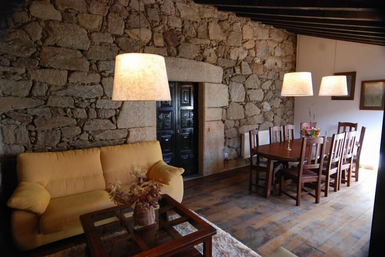 Others 5, Casa Grande de Cristosende, Ourense