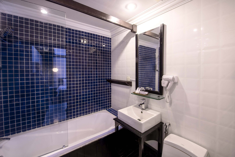 Bathroom 5, The Sanctuary Residence, Siem Reap