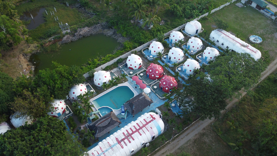 Exterior & Views 2, Binubusan Beach Hotel & Resort, Lian