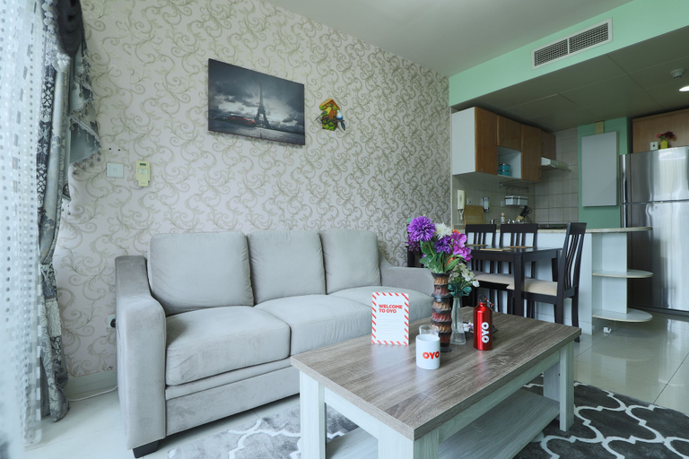 Living area 3, OYO Home 301 2BHK Dubai Gate 1 JLT, Dubai