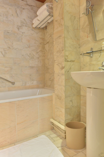 Bathroom 4, Hotel Renoir*** Paris Montparnasse, Paris