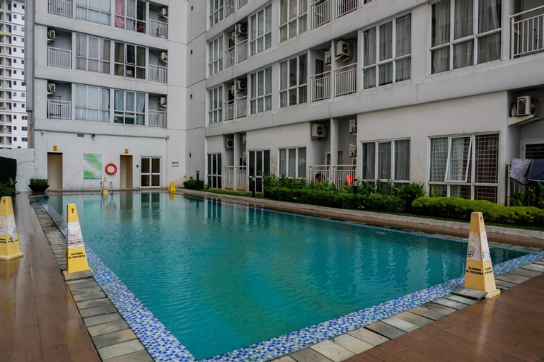 Sport & Beauty 4, Comfortable Studio Apartment at Taman Melati near Universitas Indonesia, Depok
