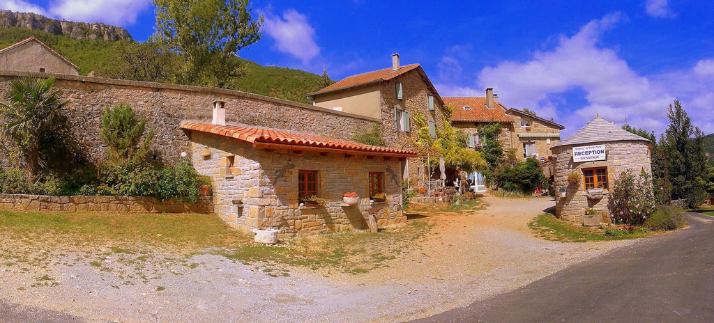 Camping Le Roc Qui Parle, Aveyron