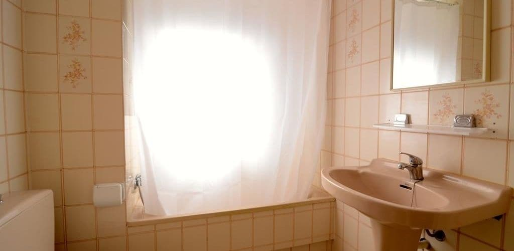 Bathroom 5, Casa con parking, ideal para familias, Girona
