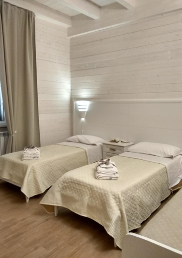 Bedroom 4, Le Camelie, Taranto