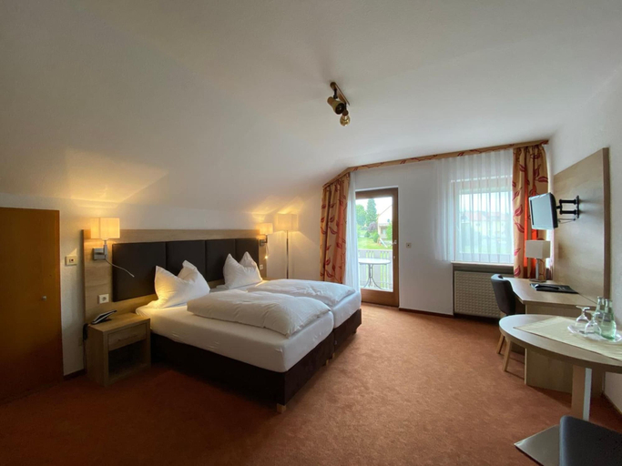 Bedroom 2, Hotel Ristorante Herbstein, Vogelsbergkreis