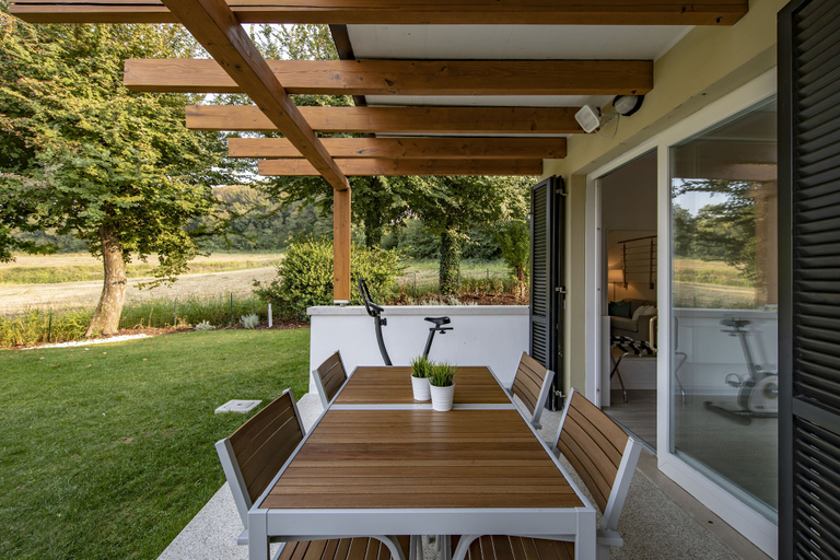 Others 4, Italia Living Villa, Brescia