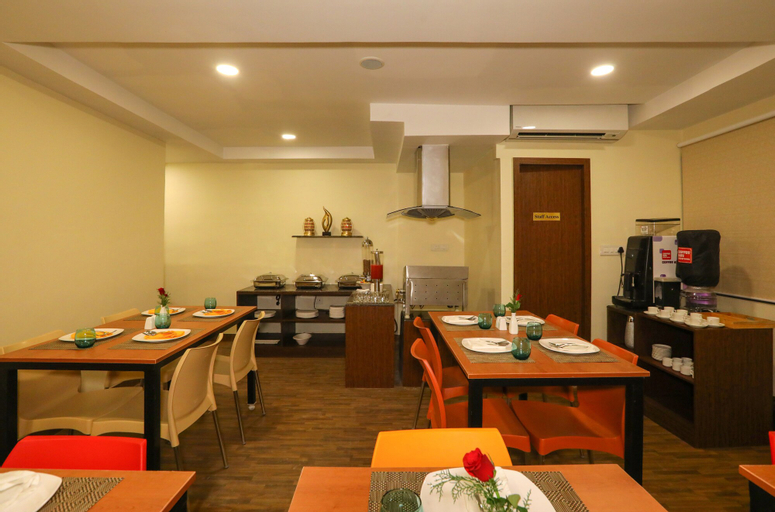 Food & Drinks, TIA Hotel, Thiruvallur