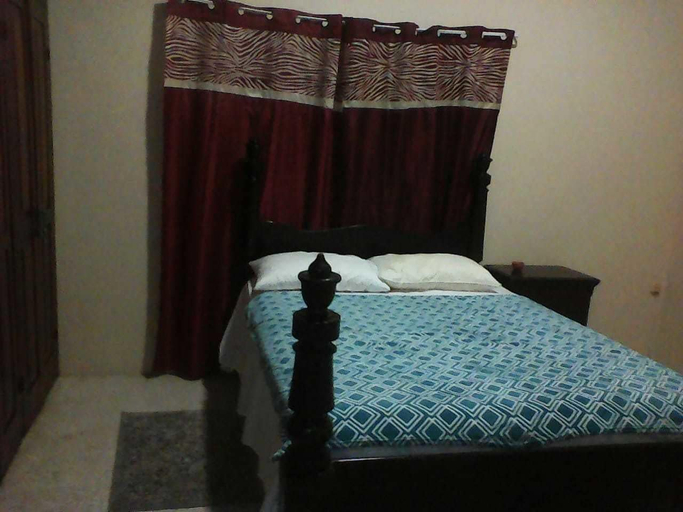 Bedroom, Kingvilla
