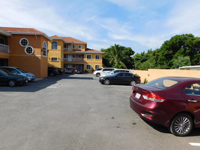 Exterior & Views 2, El Gabriel Apartments