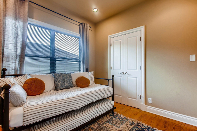 Bedroom 2, Luxury 4 Bedroom Home in Central Austin, Travis