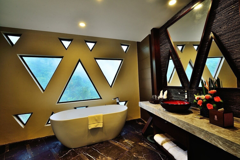 Bathroom 5, Harmona Resort & Spa Zhangjiajie, Zhangjiajie