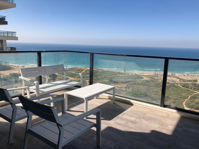 Others 1, Luxury Apartment Best Location Beach View