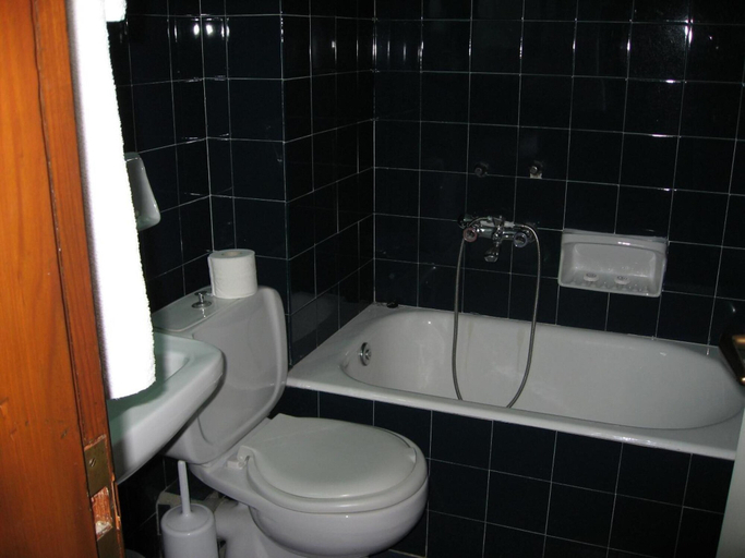 Bathroom 4, Hotel Maro, Thessaly