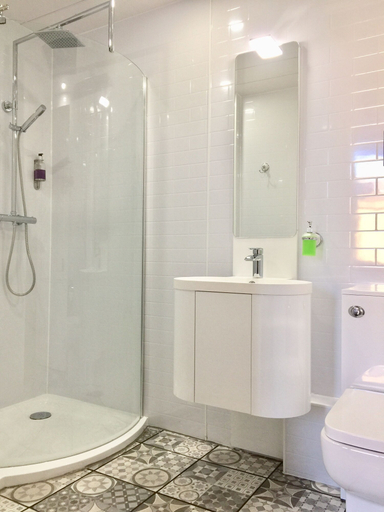 Bathroom 4, Edinburgh 37, Edinburgh