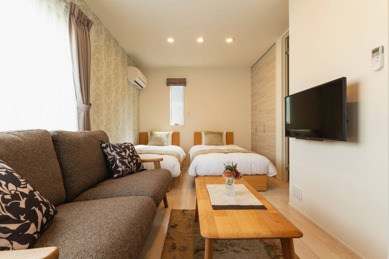 Bedroom 2, Ambicia Sasebo, Sasebo