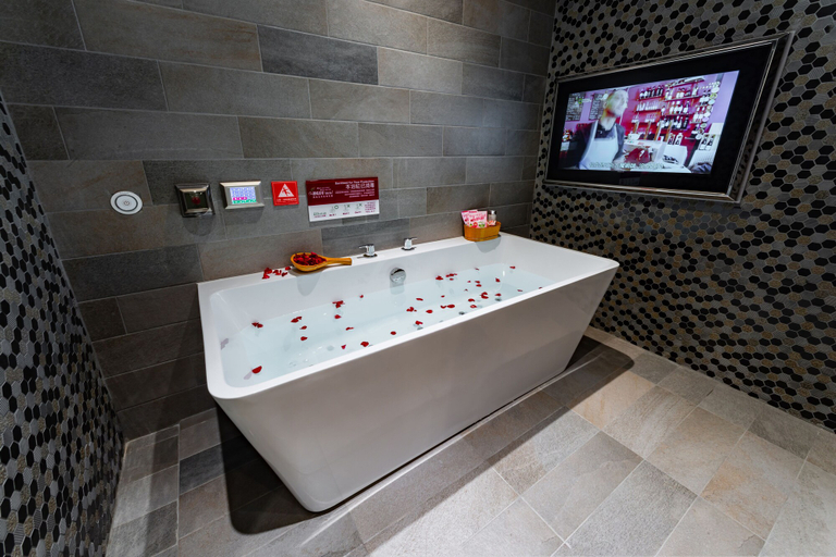 Bathroom 4, Norway Forest Motel - Wen Chuang Branch, Taichung